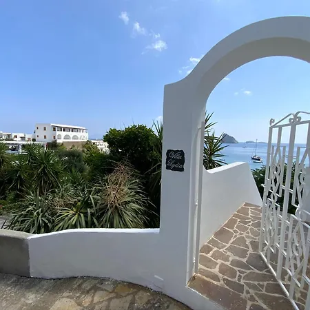 Lydia Konukevi Acquacalda